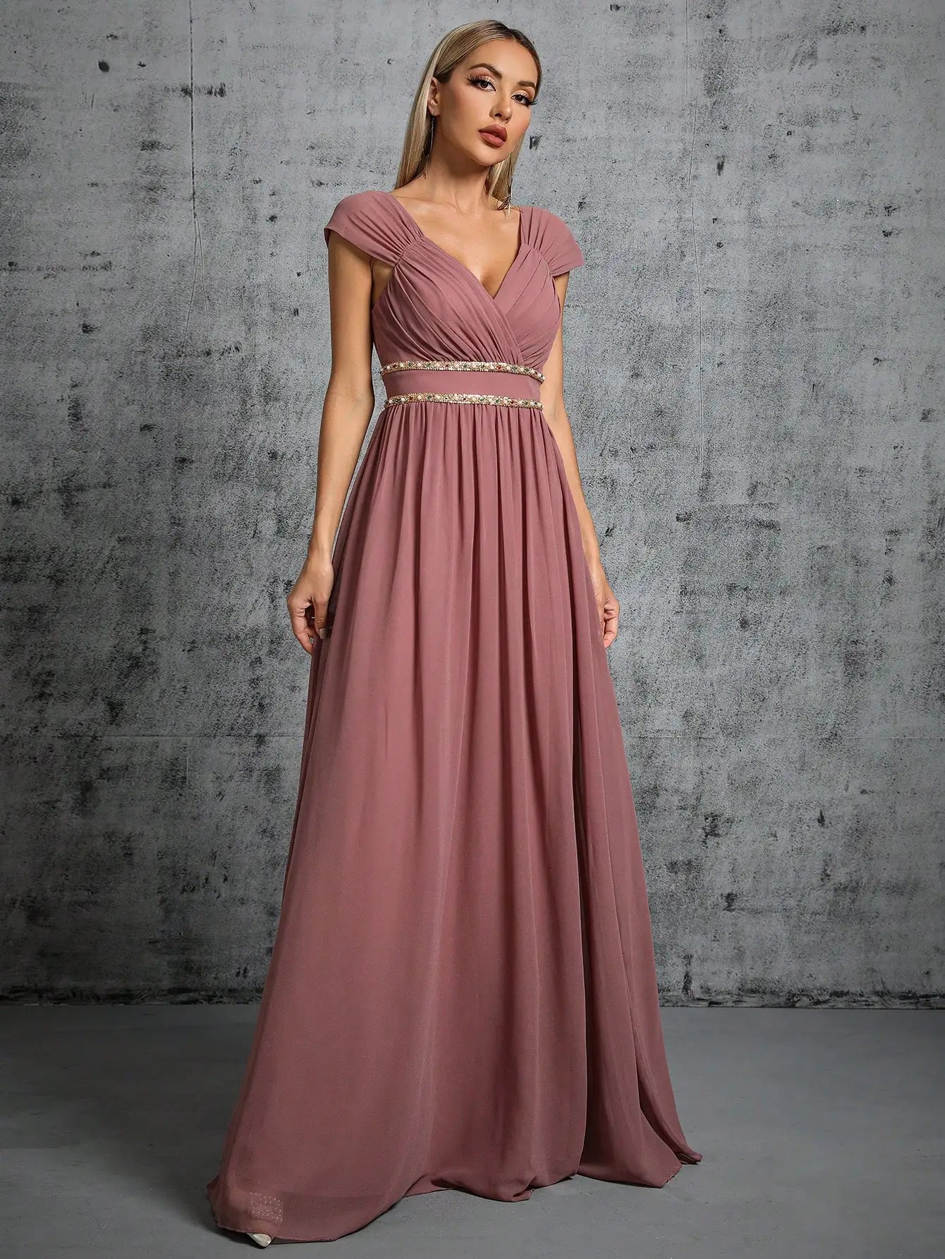 V-neck card shoulder folded colorful chain chiffon large swing party dress