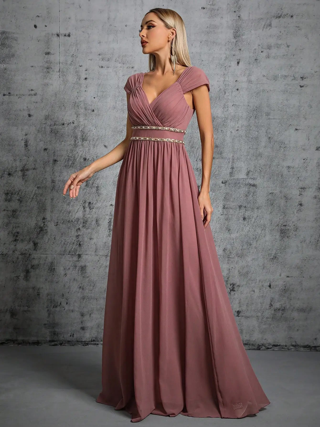 V-neck card shoulder folded colorful chain chiffon large swing party dress