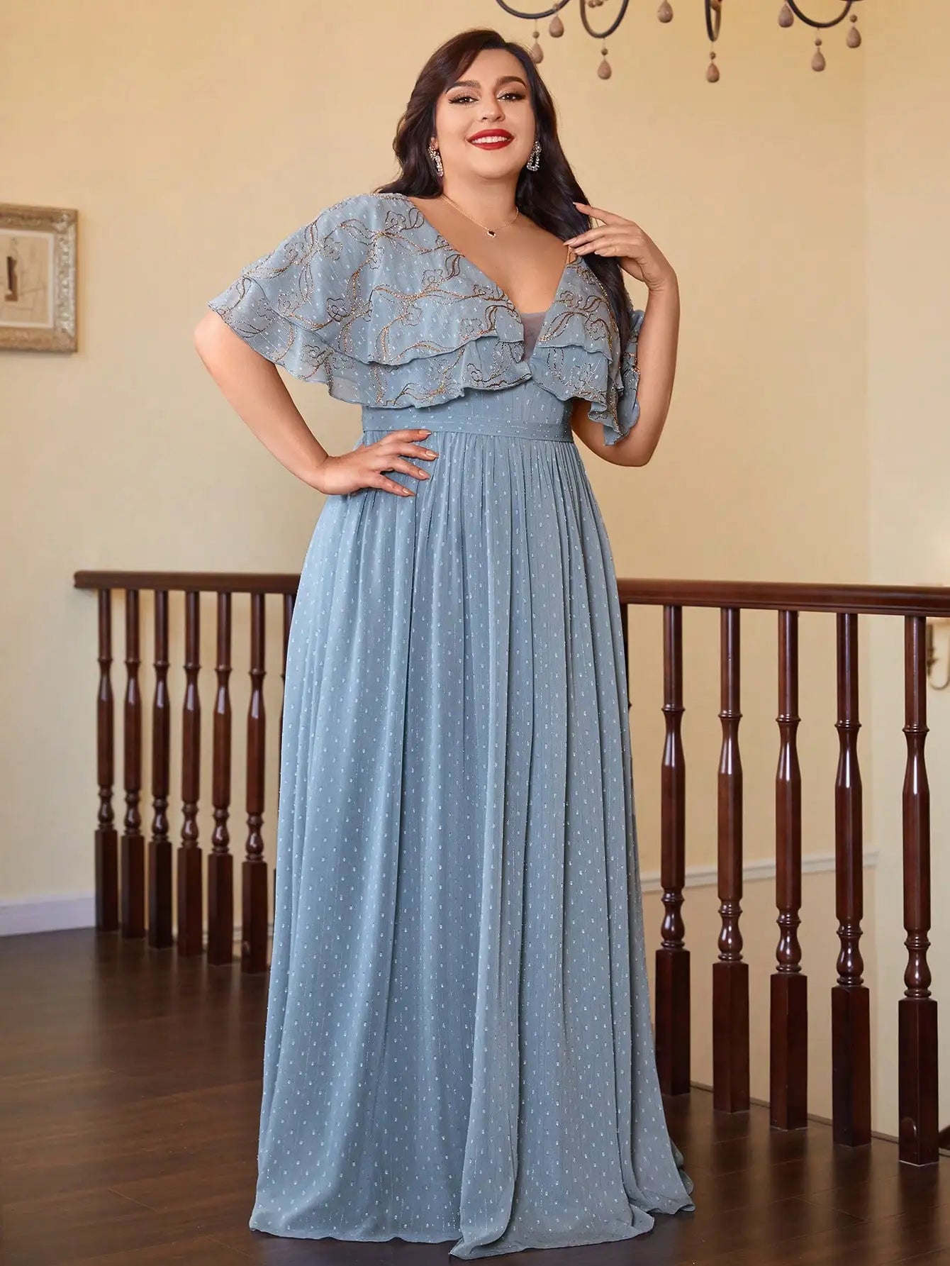 V-neck, double-layered shawl sleeves, chiffon, gold thread embroidery, large hem, bright silk long dress