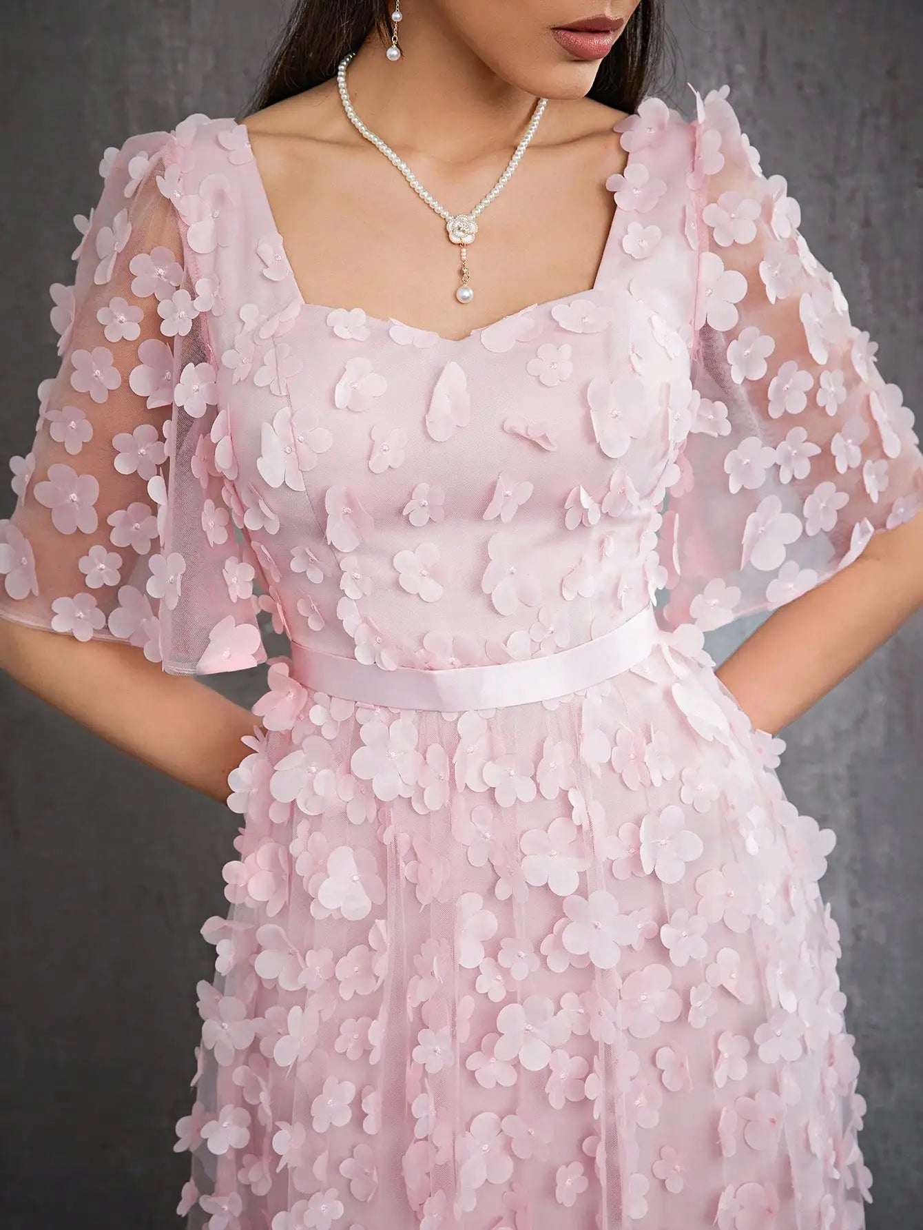 MGIACY Solid Color Heart Collar Roll Beads Top Top Sleeved Ball Dress for Women (Heavy Industry)